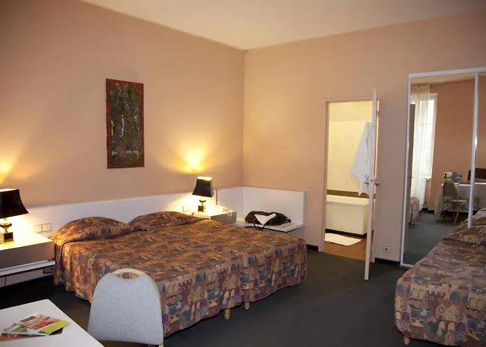 Hotel Au Pavillon Du Frene