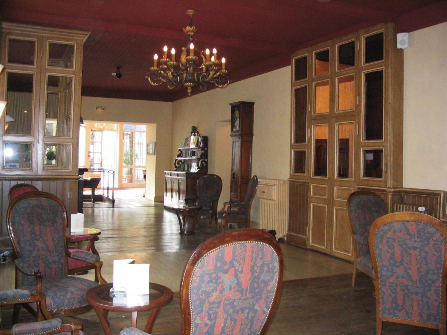 Hotel Au Pavillon Du Frene Lacaune