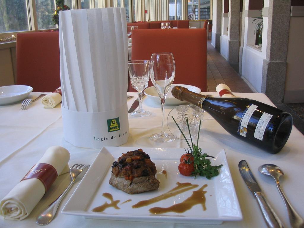 Au Pavillon Du Frene Hotel 3*