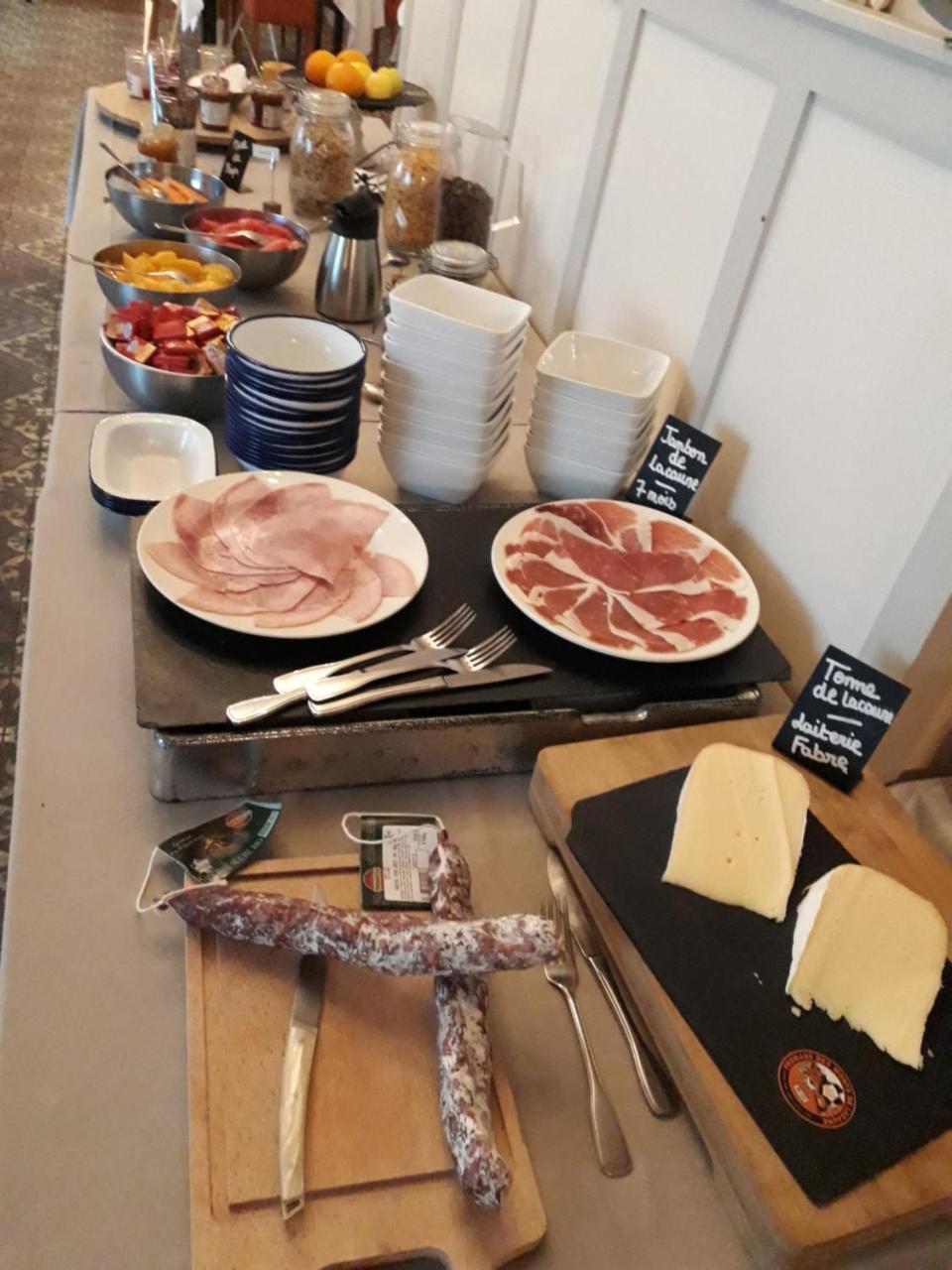 Au Pavillon Du Frene 3* Lacaune